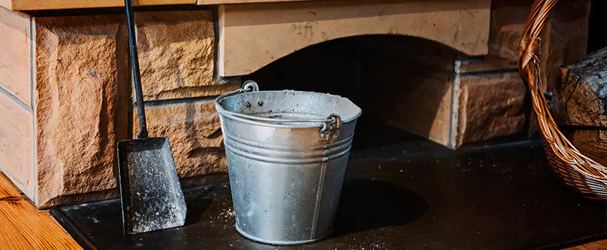 Clean The Fireplace Mantle And Hearth in Winter Park, Florida
